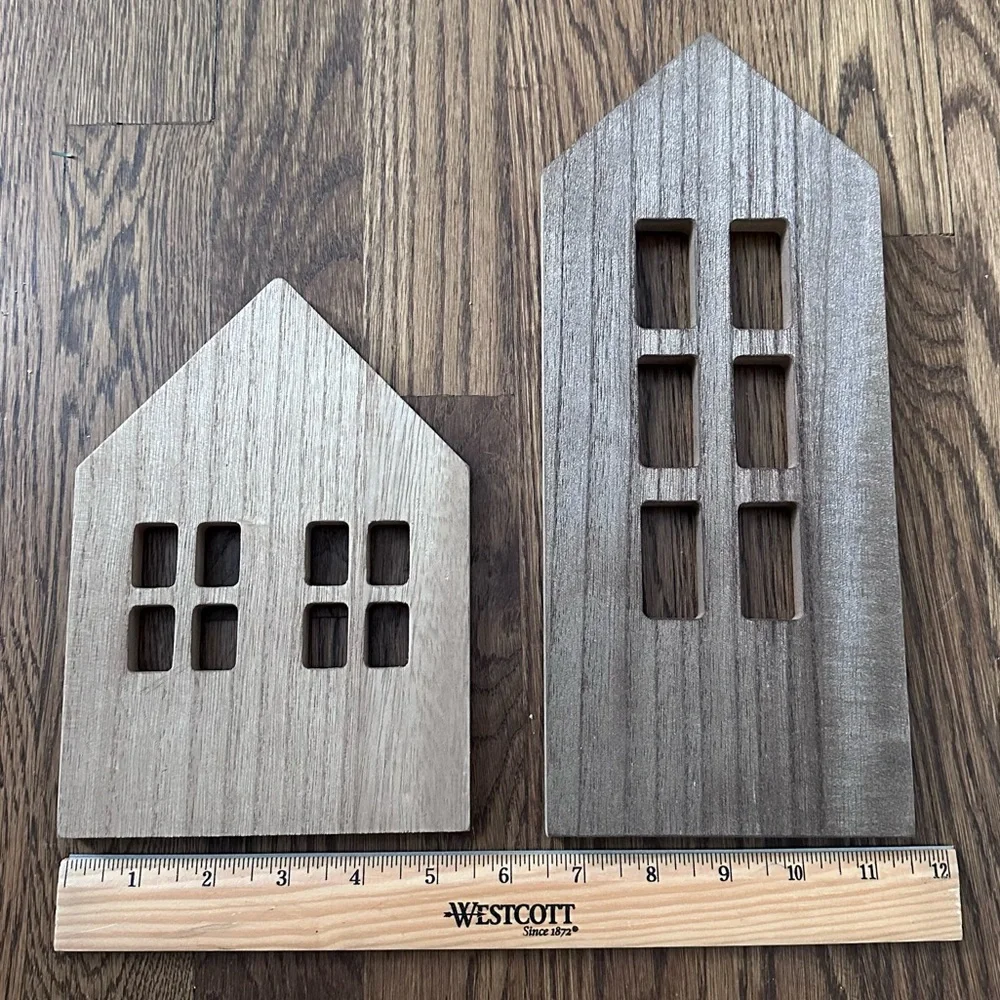Decocrated wooden house decor